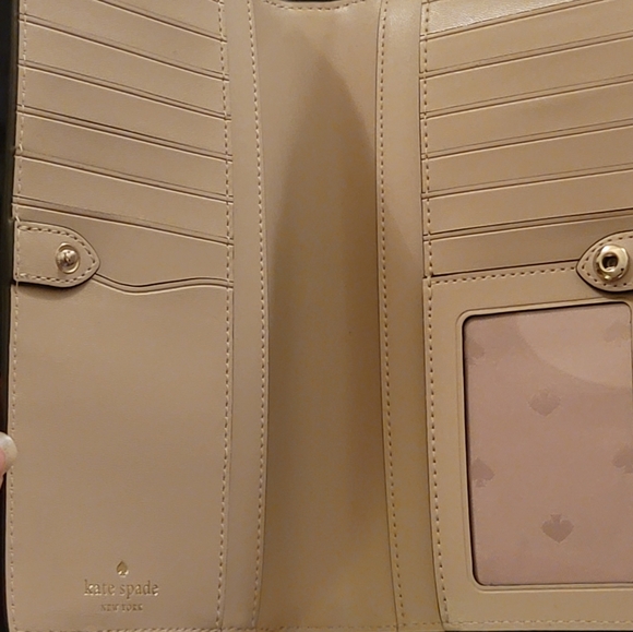 kate spade new york Leila wallet wristlet - Picture 3 of 7